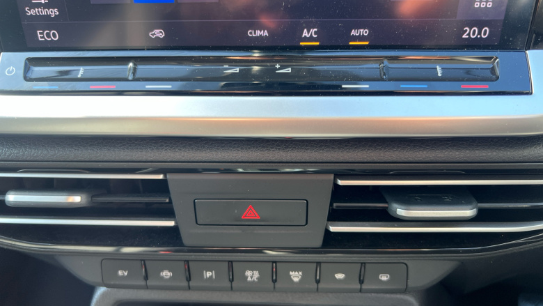 Ford Transit Connect 250 L2 Petrol 1.5 EcoBoost PHEV 150 Limited Van Auto